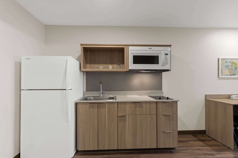 WoodSpring Suites Centennial - Denver Tech Center 12/64