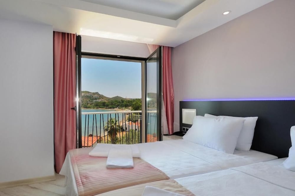 Datca Sapphire Hotel 8/50