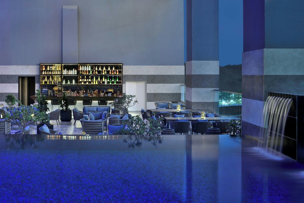 Courtyard Navi Mumbai 5/50