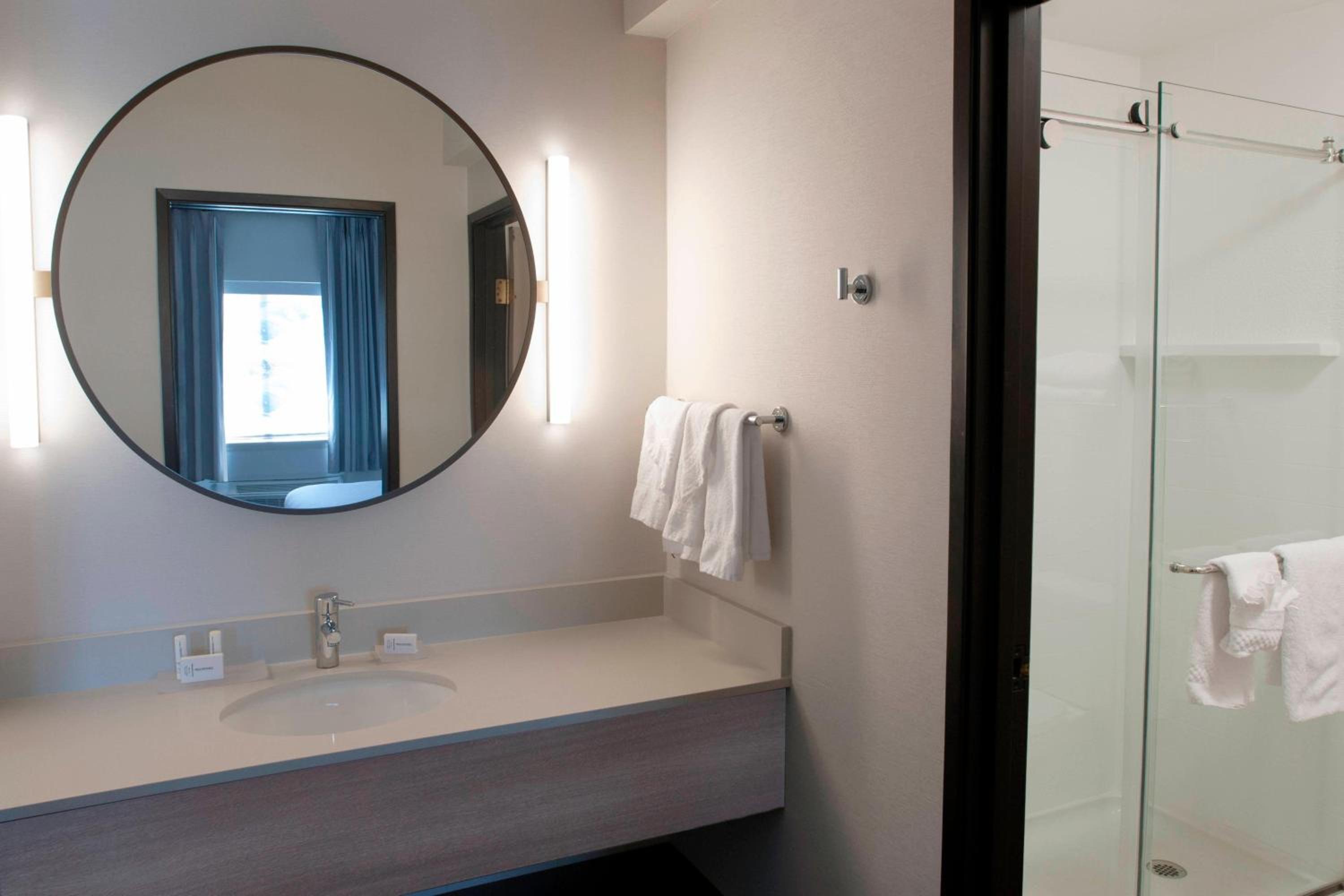 Guest Room, Executive, Suite, 2 Queen Beds