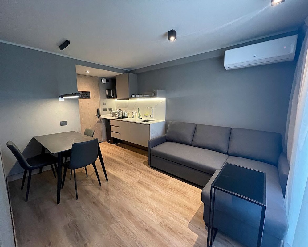 One Manquehue Aparthotel 18/31