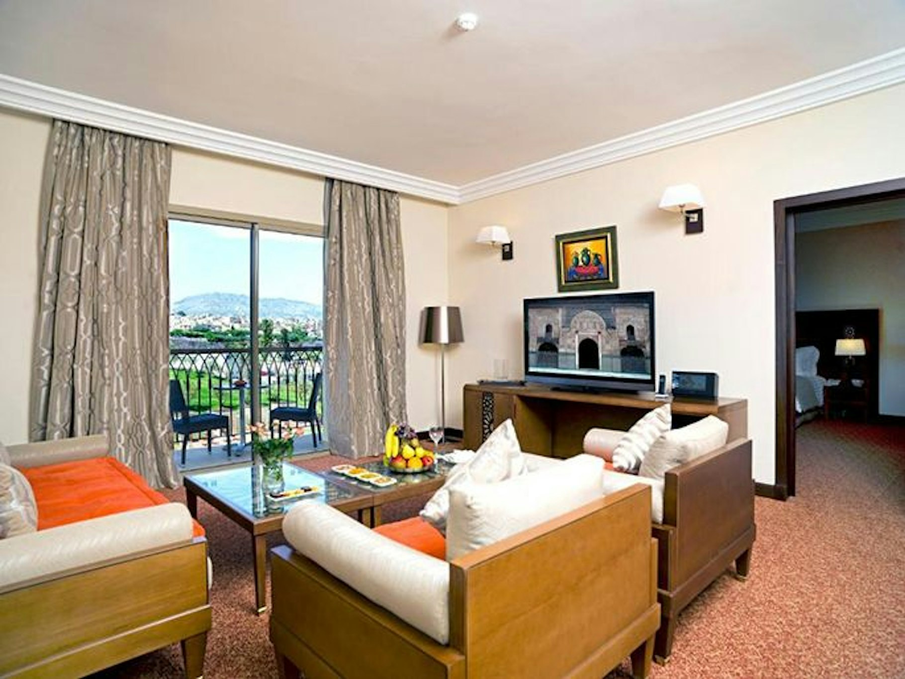 PALAIS, SUITE