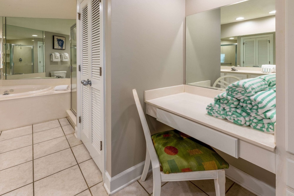 شقة بسريرين كينج بغرفتي نوم، Palm Beach Resort Orange Beach a Ramada by Wyndham 10/10