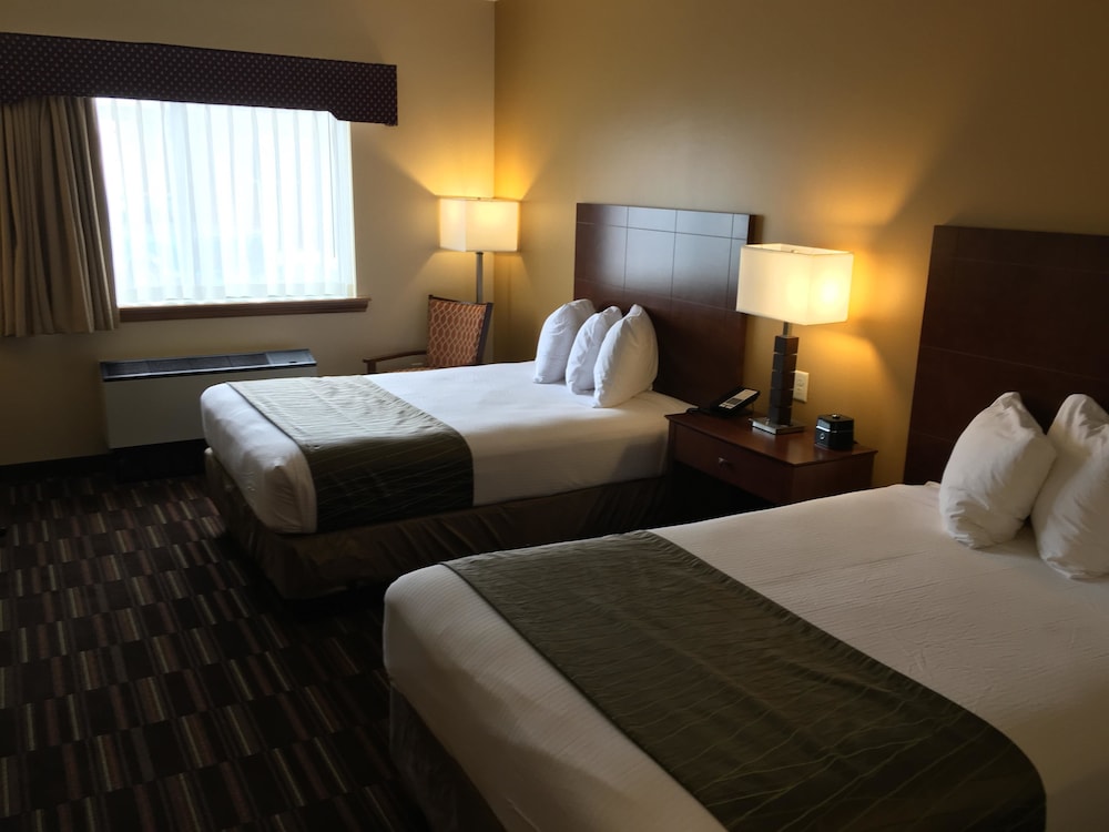 Best Western Falcon Plaza 9/38