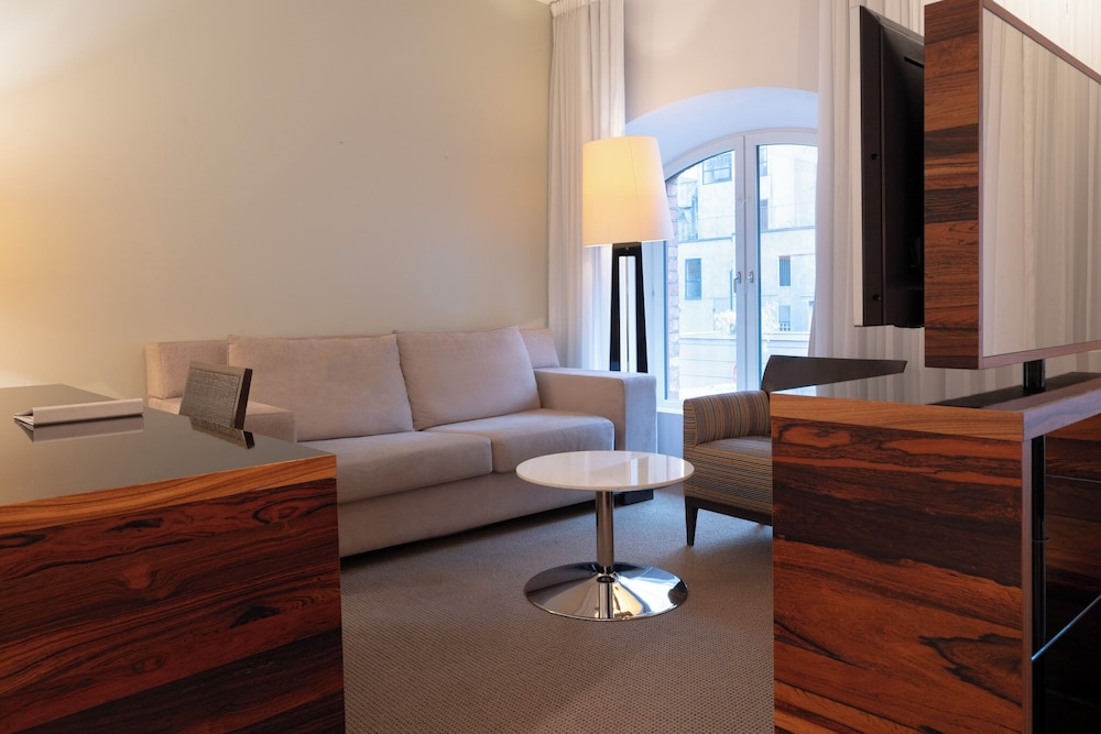 Elite Hotel Marina Tower 45/67