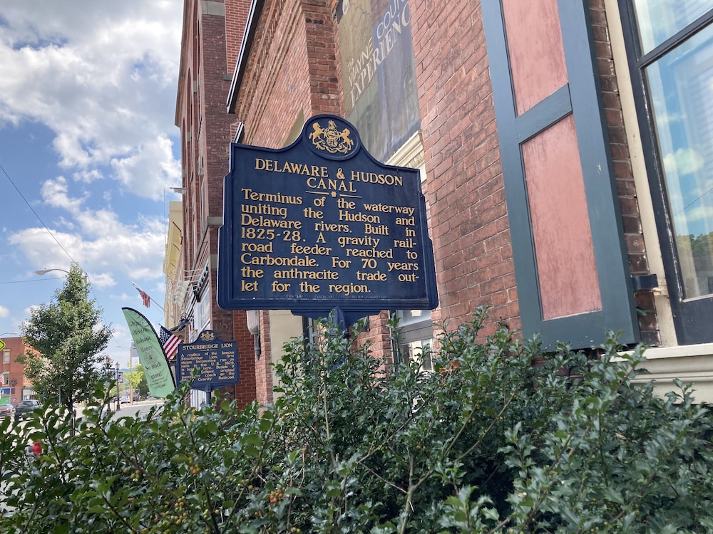 Hotel Wayne 6/44