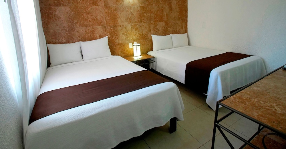DELUXE, TUKAN TOWER