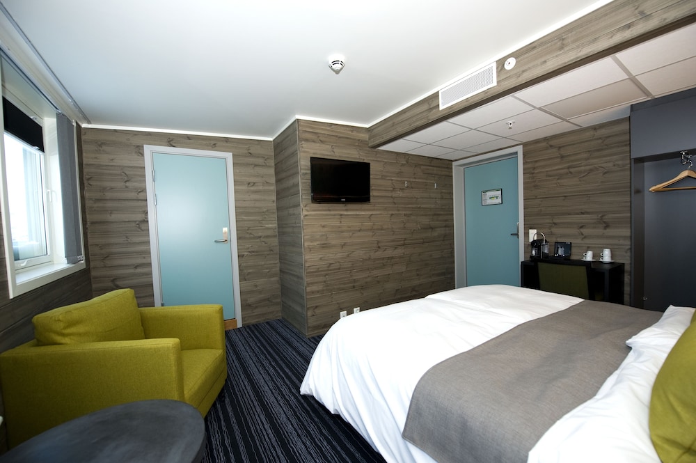 Svalbard Hotel 14/41