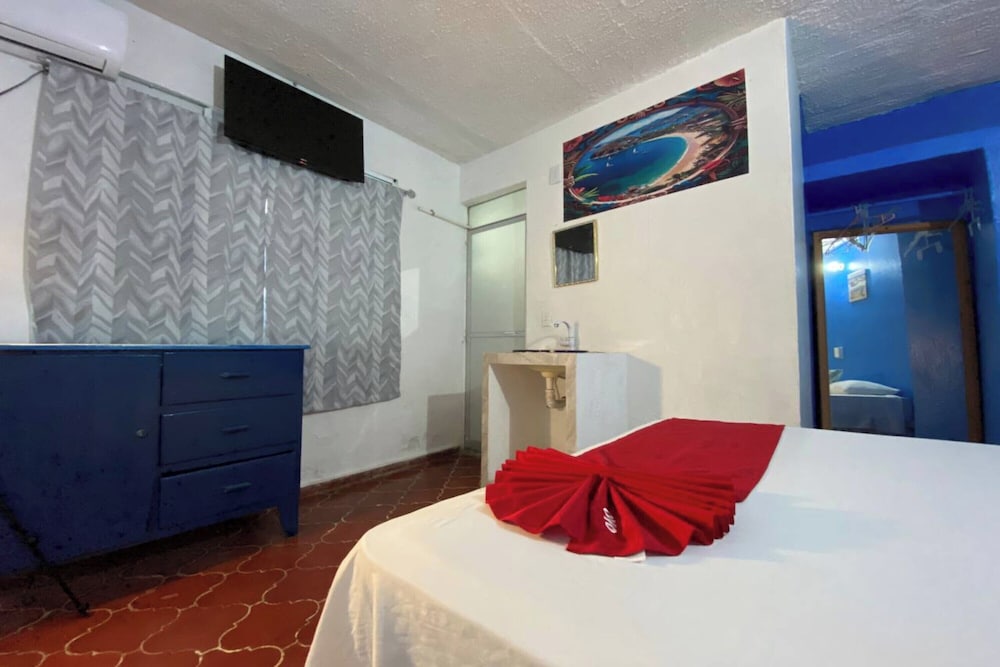 OYO Hotel Zihuatanejo Malibu 22/41