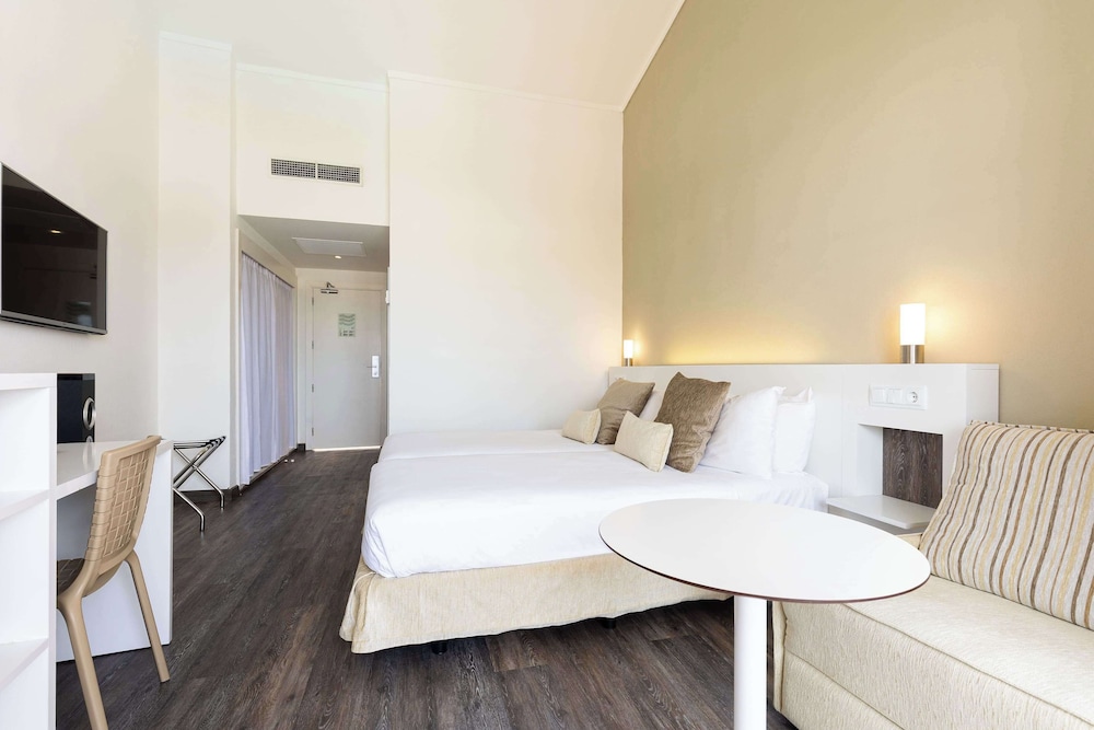 Sol, Double Bed, with View