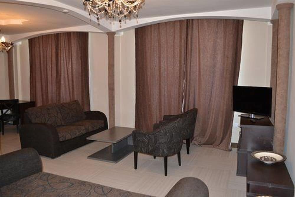 Hotel Jardy 40/56
