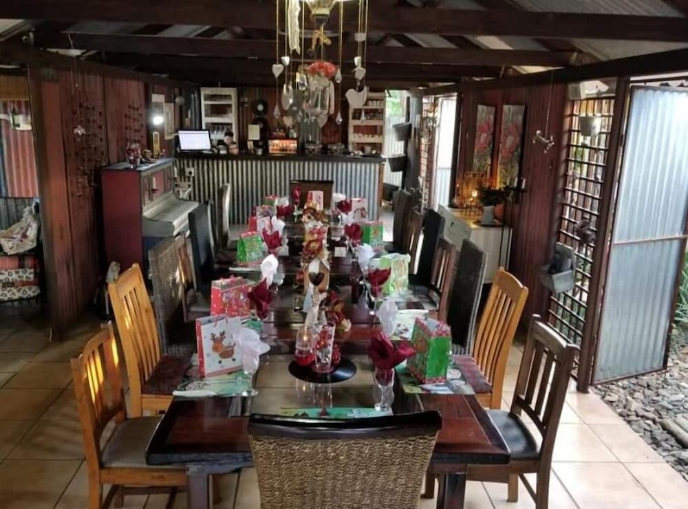 Africa's Eden Guesthouse 31/50