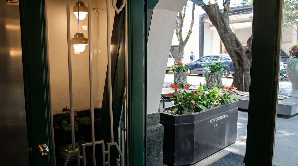 Hippodrome Hotel Condesa 46/50