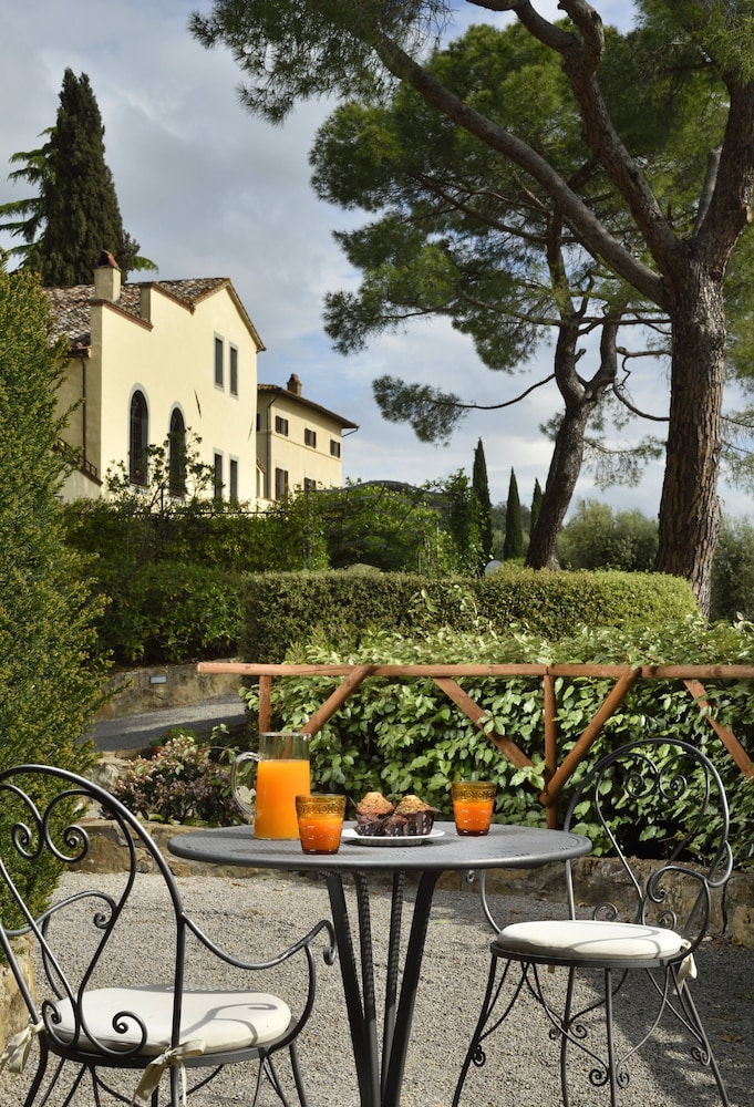 Relais Villa Monte Solare 43/50