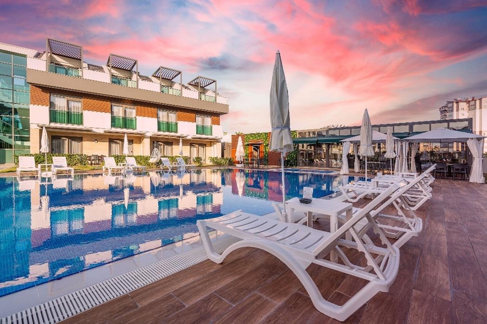 Veranda Suites 34/39