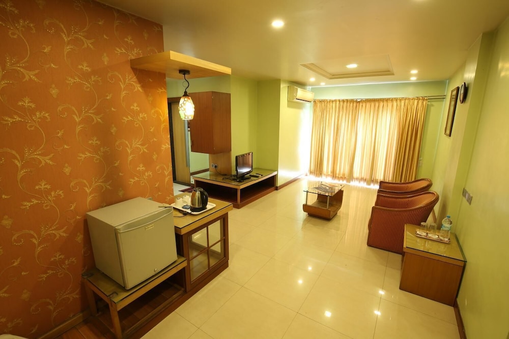 Hotel Kohinoor Square 26/37