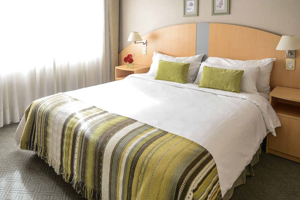 Portal Plaza Suites 9/50