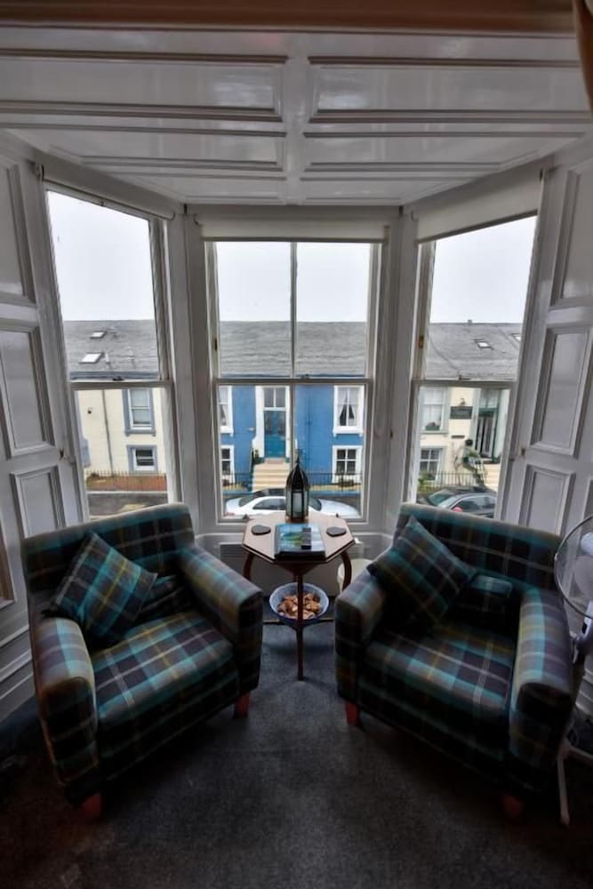 The Burnside Guest House 35/47