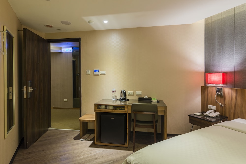 Shin Shin Hotels Songshan 43/55