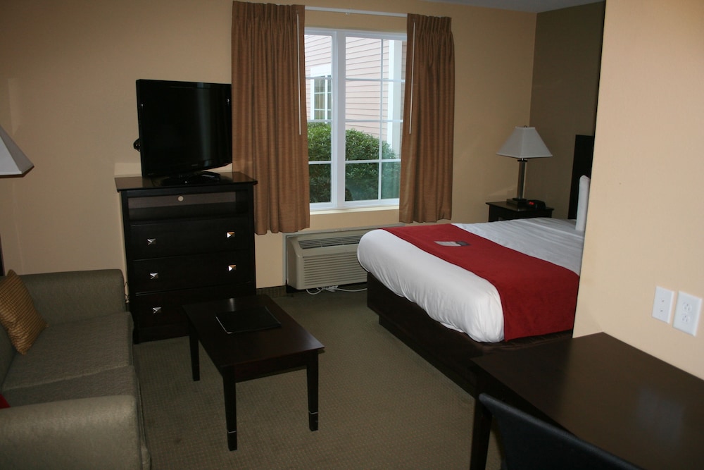 Mainstay Suites Camp Lejeune 32/38