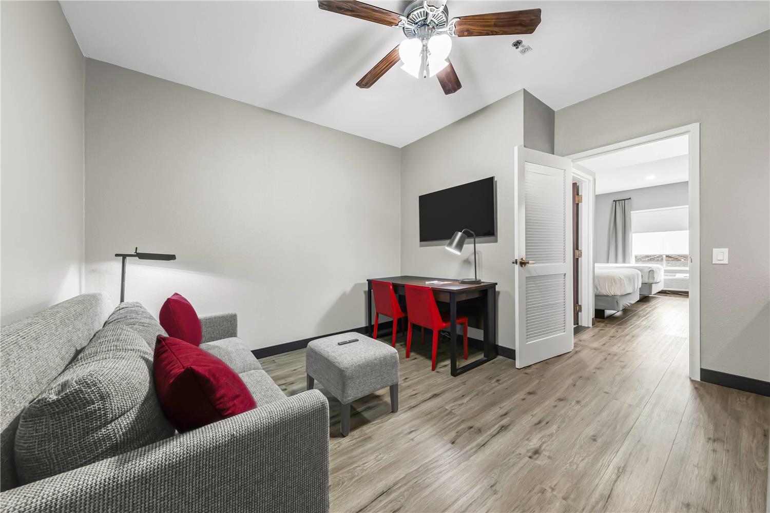 Hawthorn Suites By Wyndham College Station 42/60