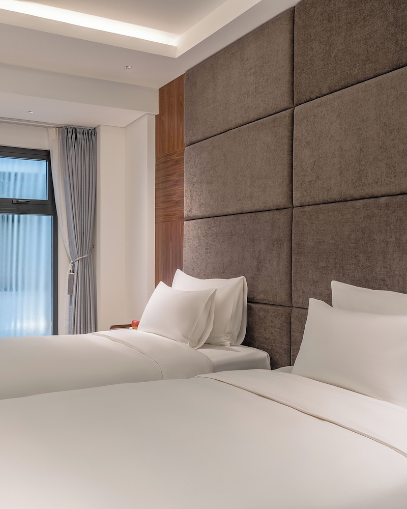 H Hotel Ha Noi 15/37
