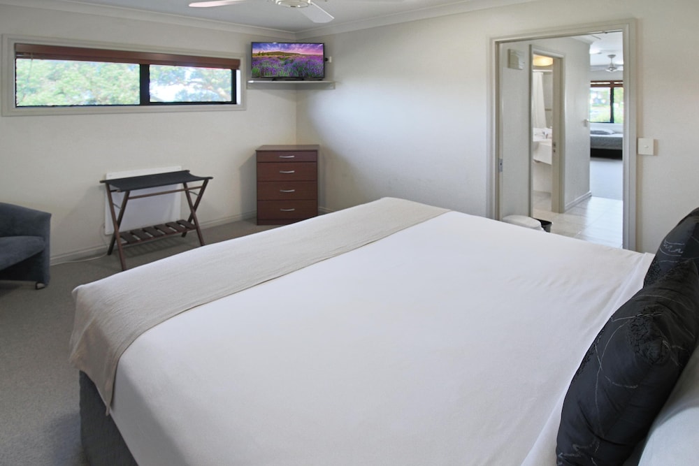Whangaparaoa Lodge Motel 7/70