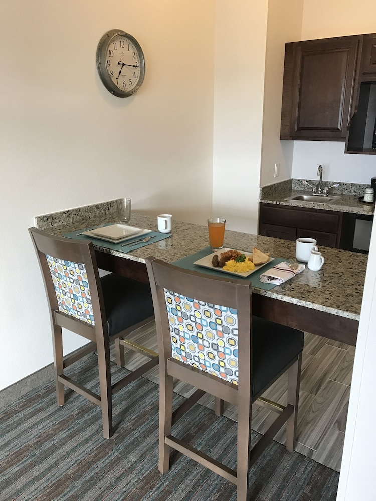Holiday Inn Hotel Suites Denver Tech Center Centennial 58/75