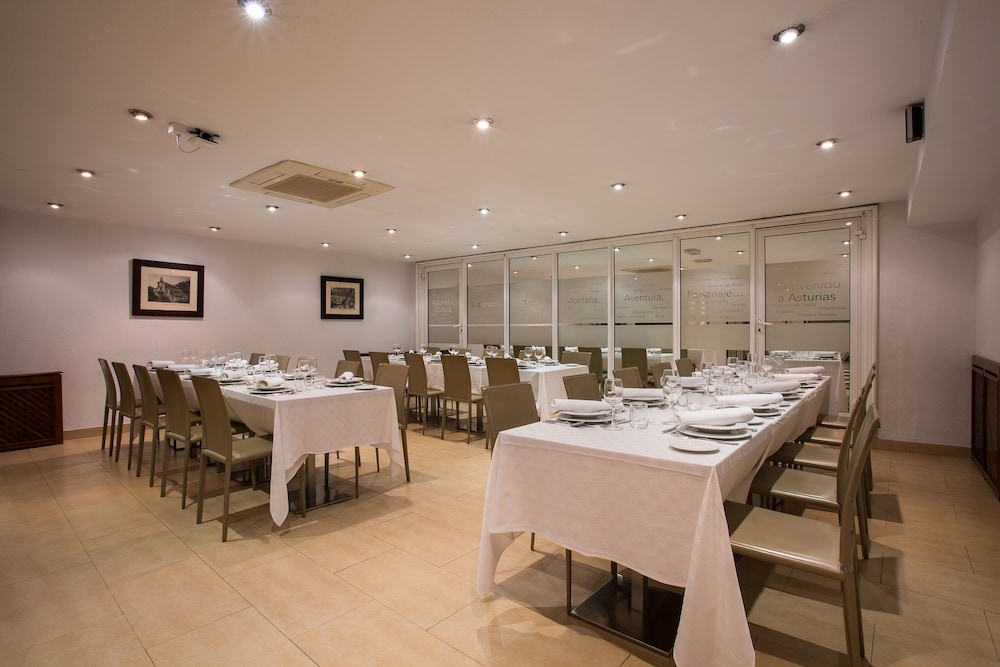 Zentral Ramiro I Oviedo 32/50