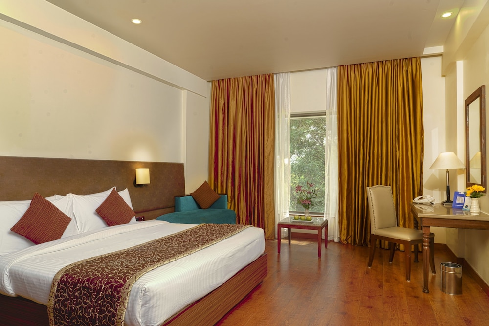 Fortune Pandiyan Hotel 12/50