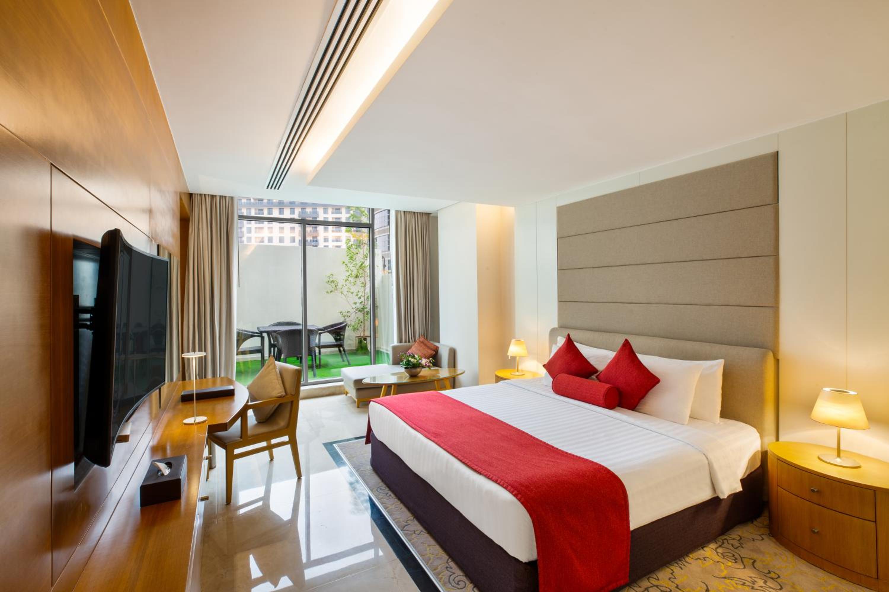 Room at Royal Continental Hotel, DUBAI
