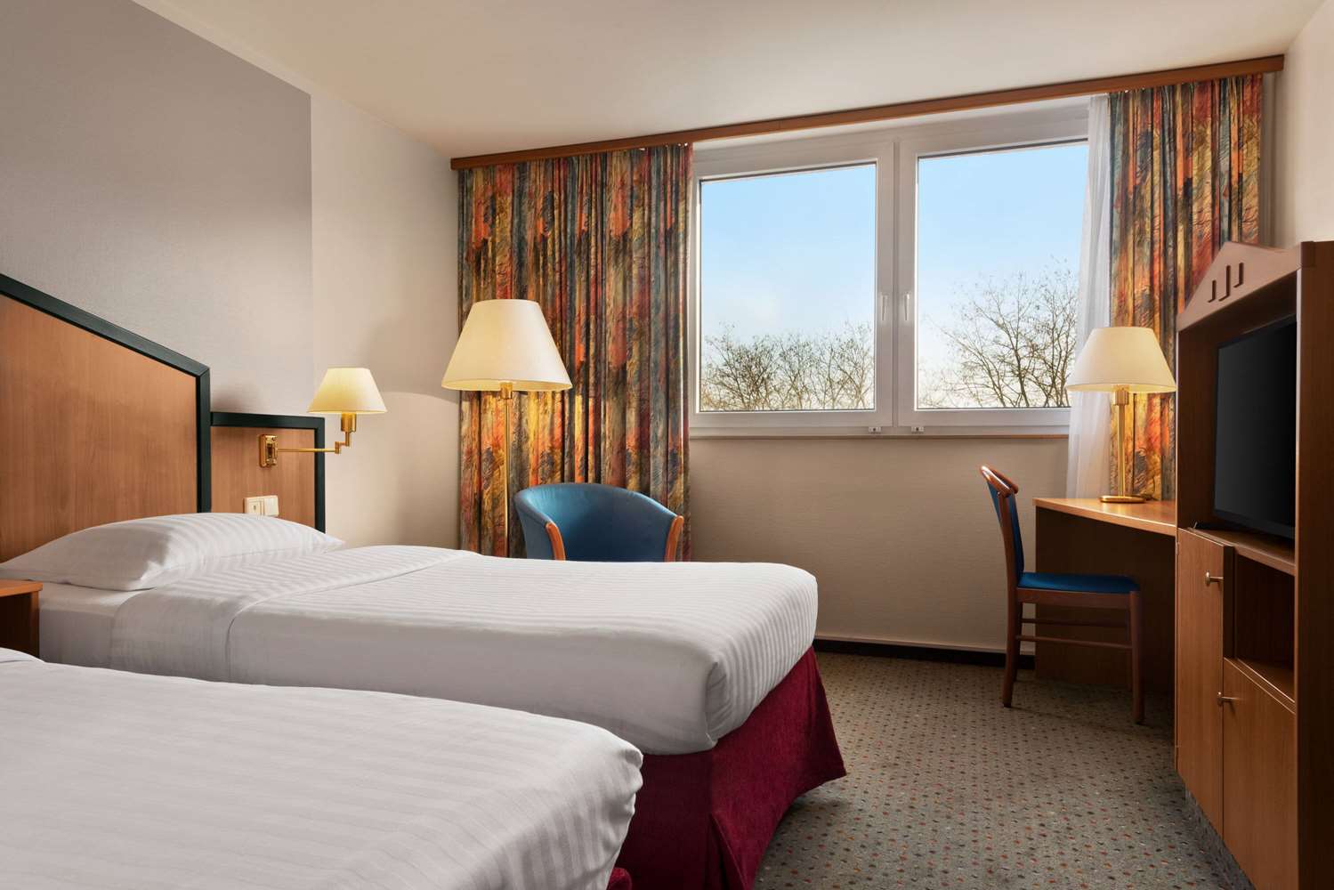 Ramada By Wyndham Bottrop 4/18