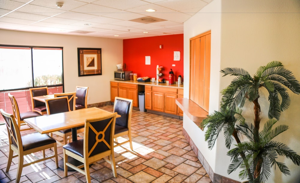 Budget Inn Phoenix 41/56