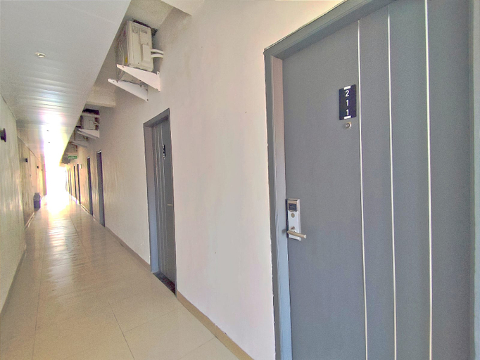 Crown Budget In Style Kediri 1/10