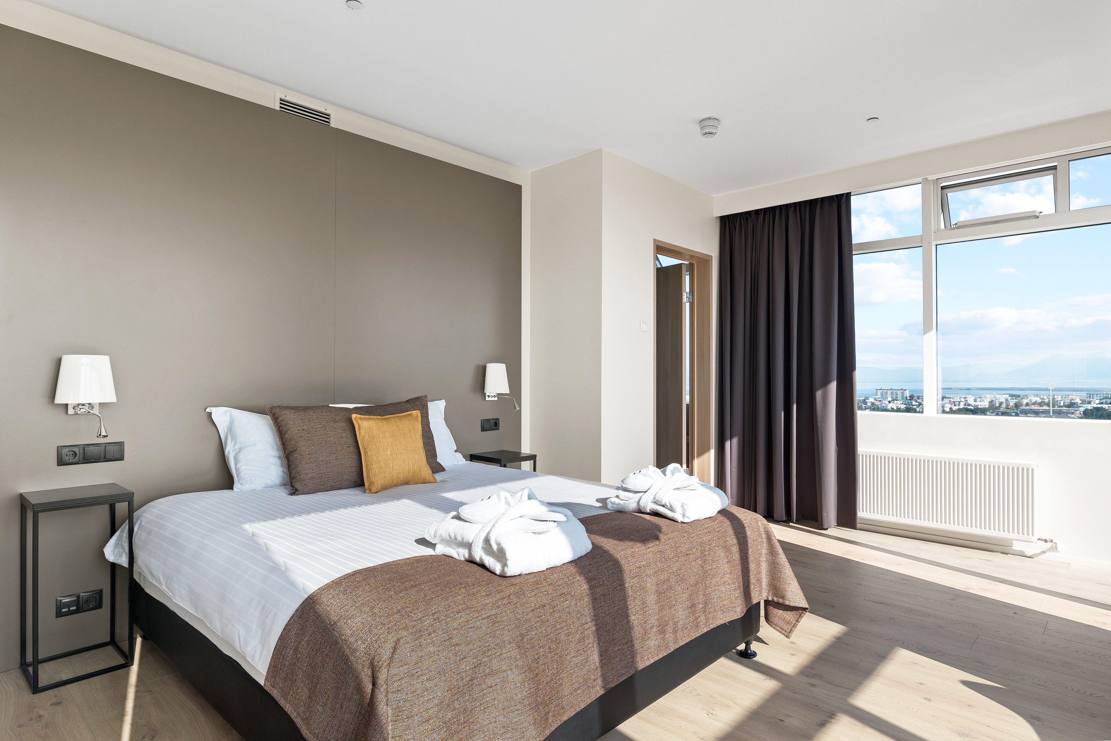 Panorama, Balcony, Top Floor