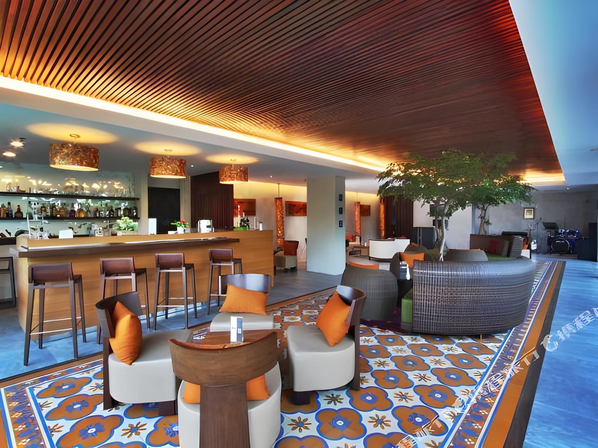 Soll Marina Hotel And Conference Center Bangka 37/47