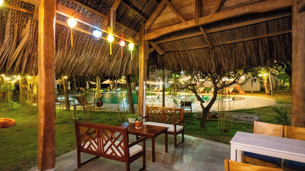 Muine Sun & Sea Beach (Boutique Resort & Glamping) 25/50