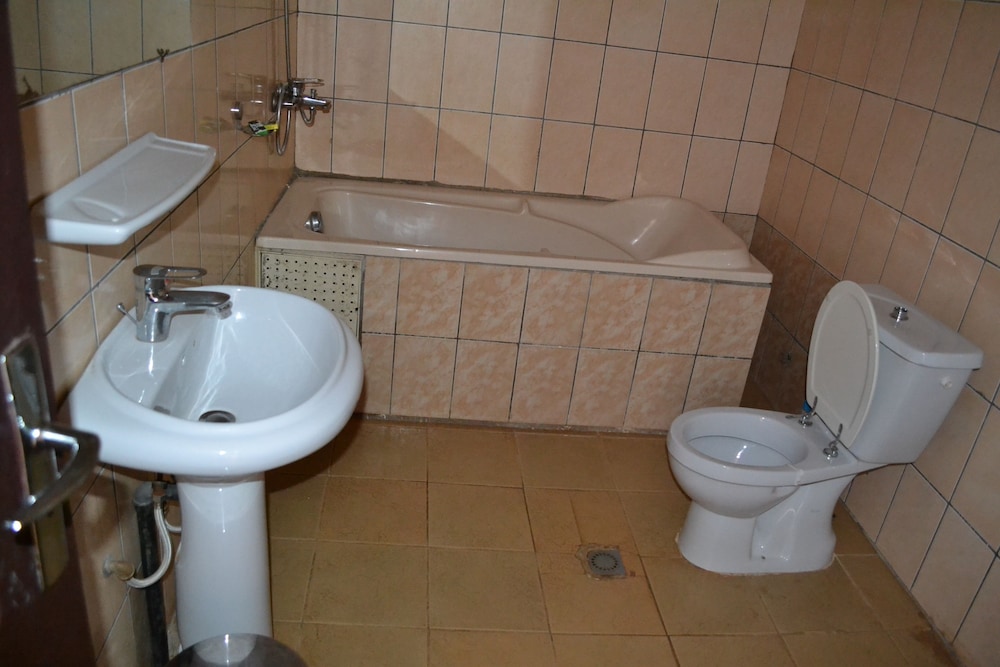 Hotel de Malte 18/20