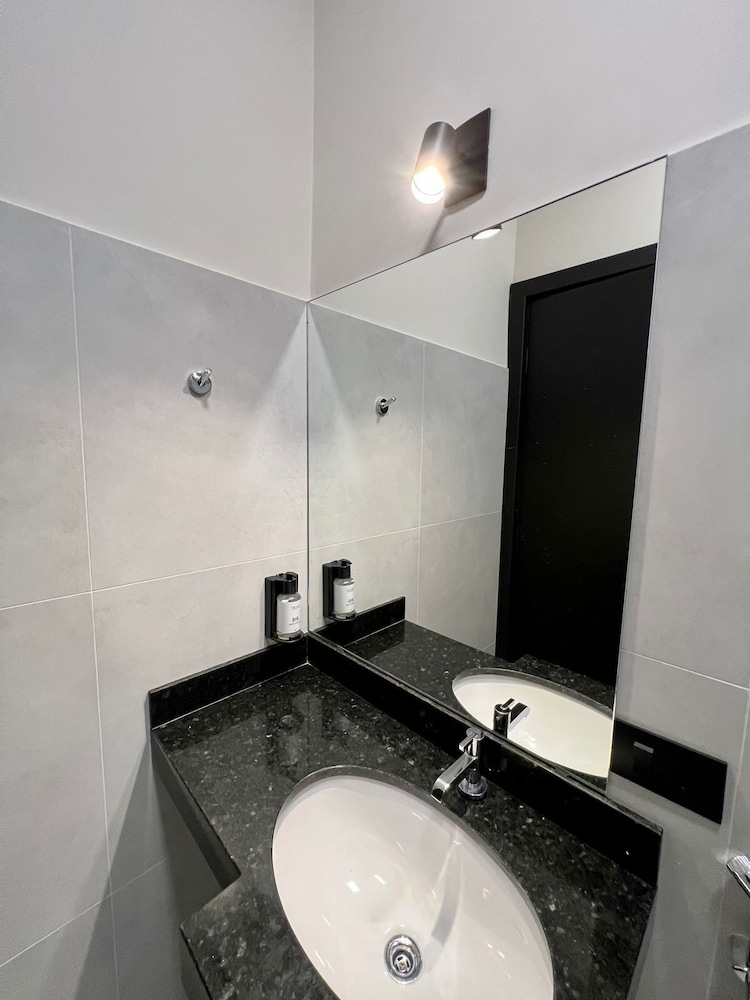 Hotel Morada Inn 34/39