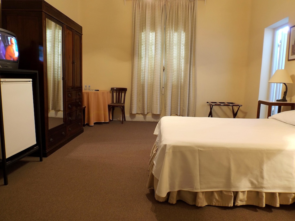 Argentino Hotel 9/50