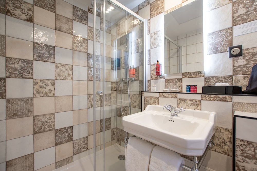 ELSA, Hotel Paris by Collection Vesper 52/60