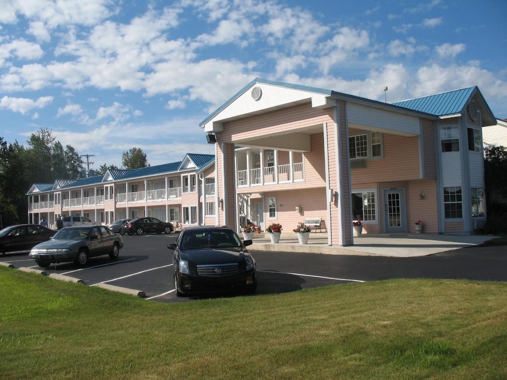 Great Lakes Inn 50/62