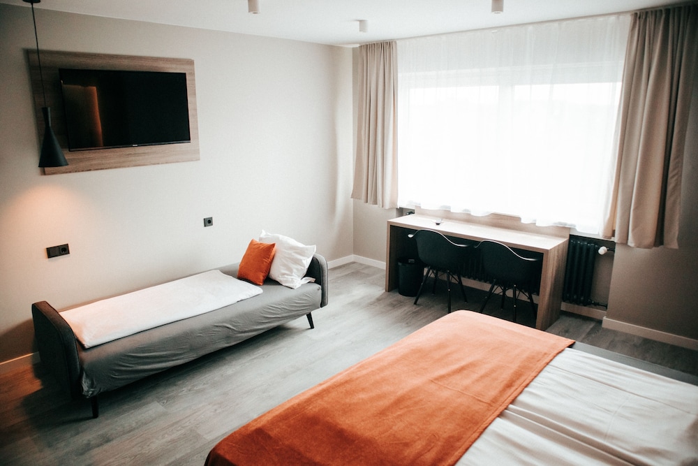 JustStay Ratingen Hotel & Apartments 6/50