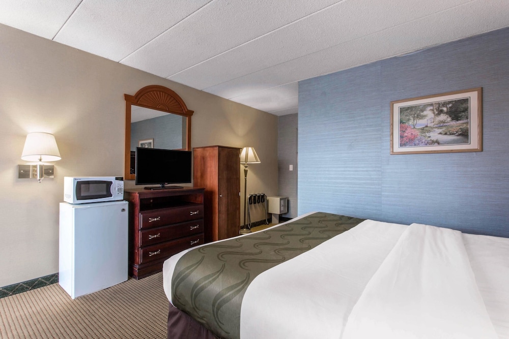 Quality Inn West Springfield 22/48