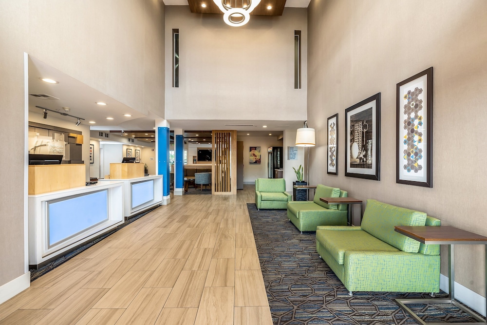 Holiday Inn Express Hotel And Suites Fremont Milpitas Central 4/69
