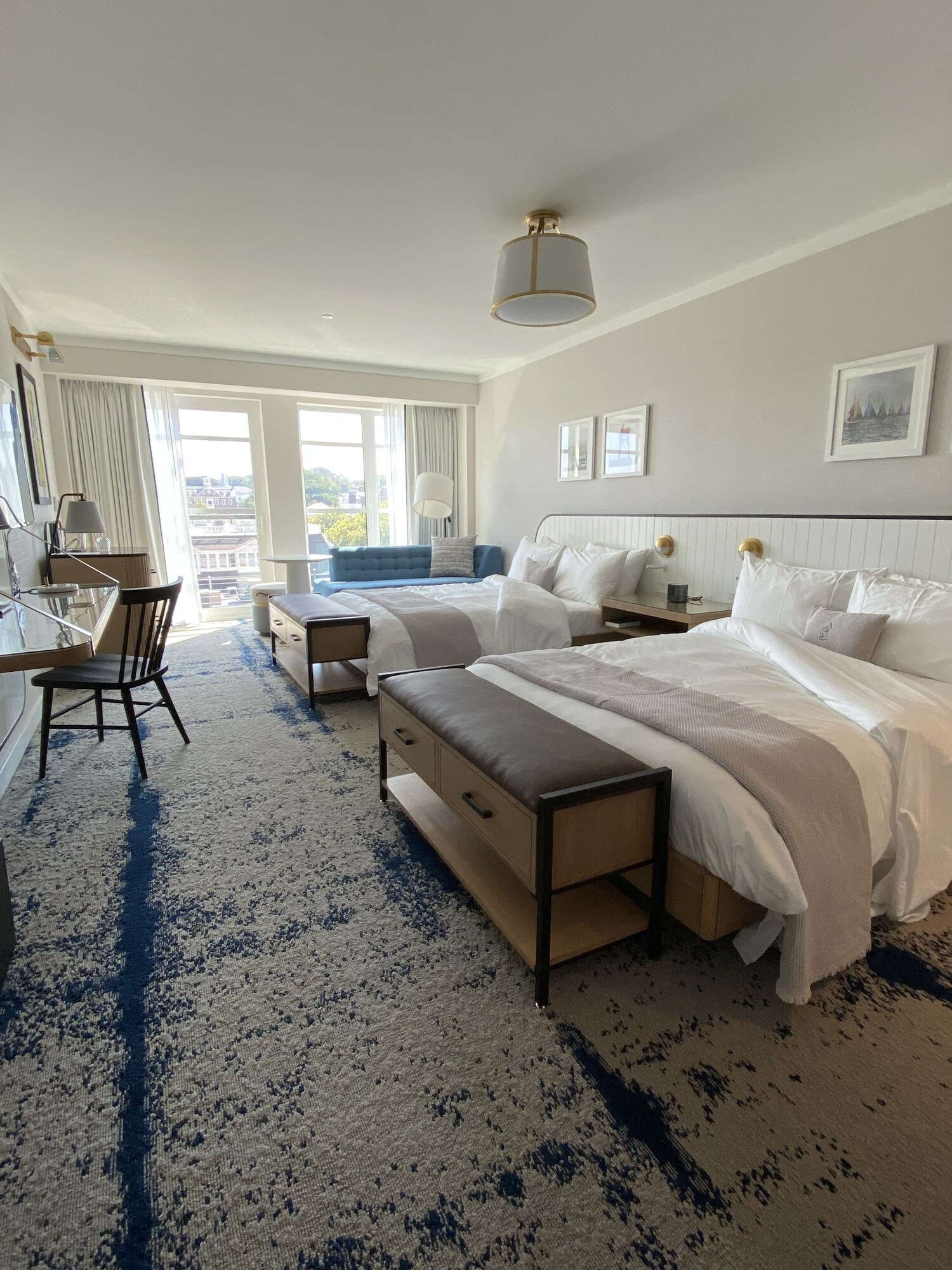 room, 2 queen beds, city view