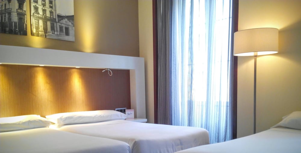 Gran Hotel Espana 13/29