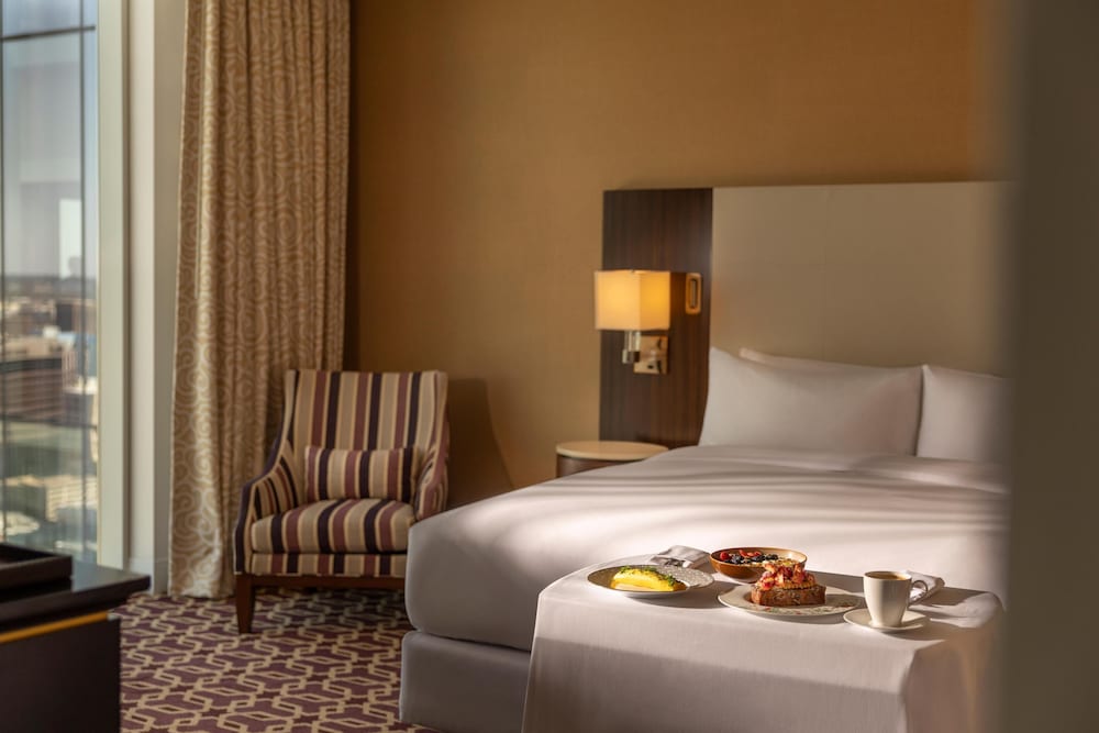 Fairmont Austin 23/72