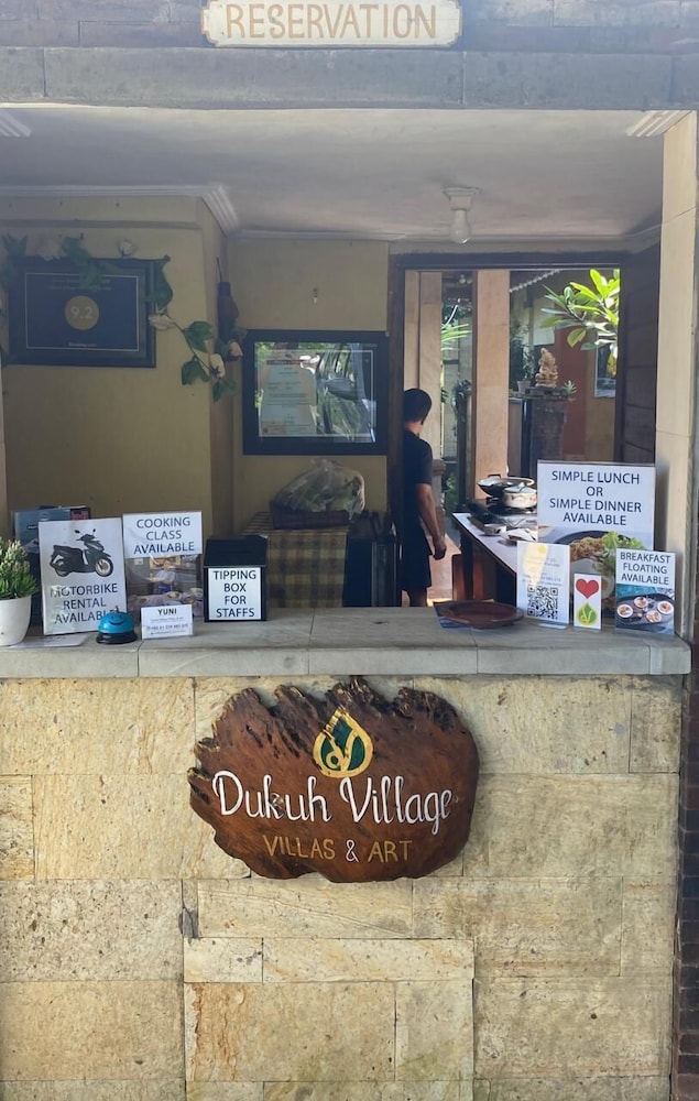 Dukuh Village Homestay & Villas 17/72