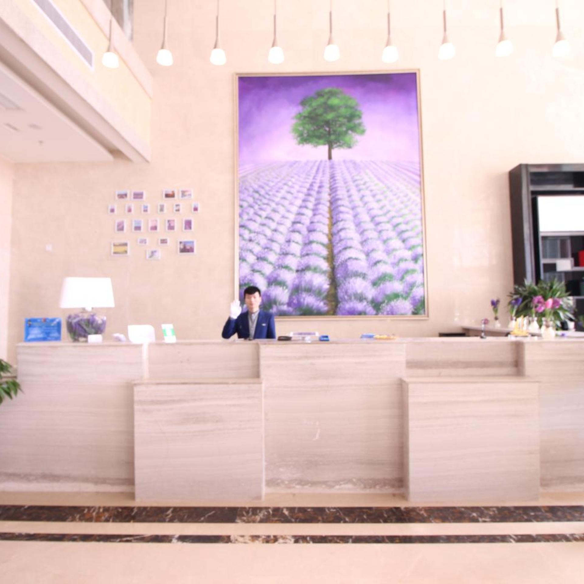 Lavande Hotel (Nanchang Aixihu East Metro Station) 2/25